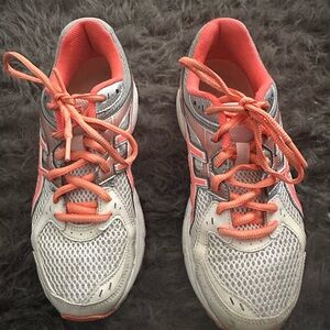 Women's Athletic Shoes in Silver and Orange